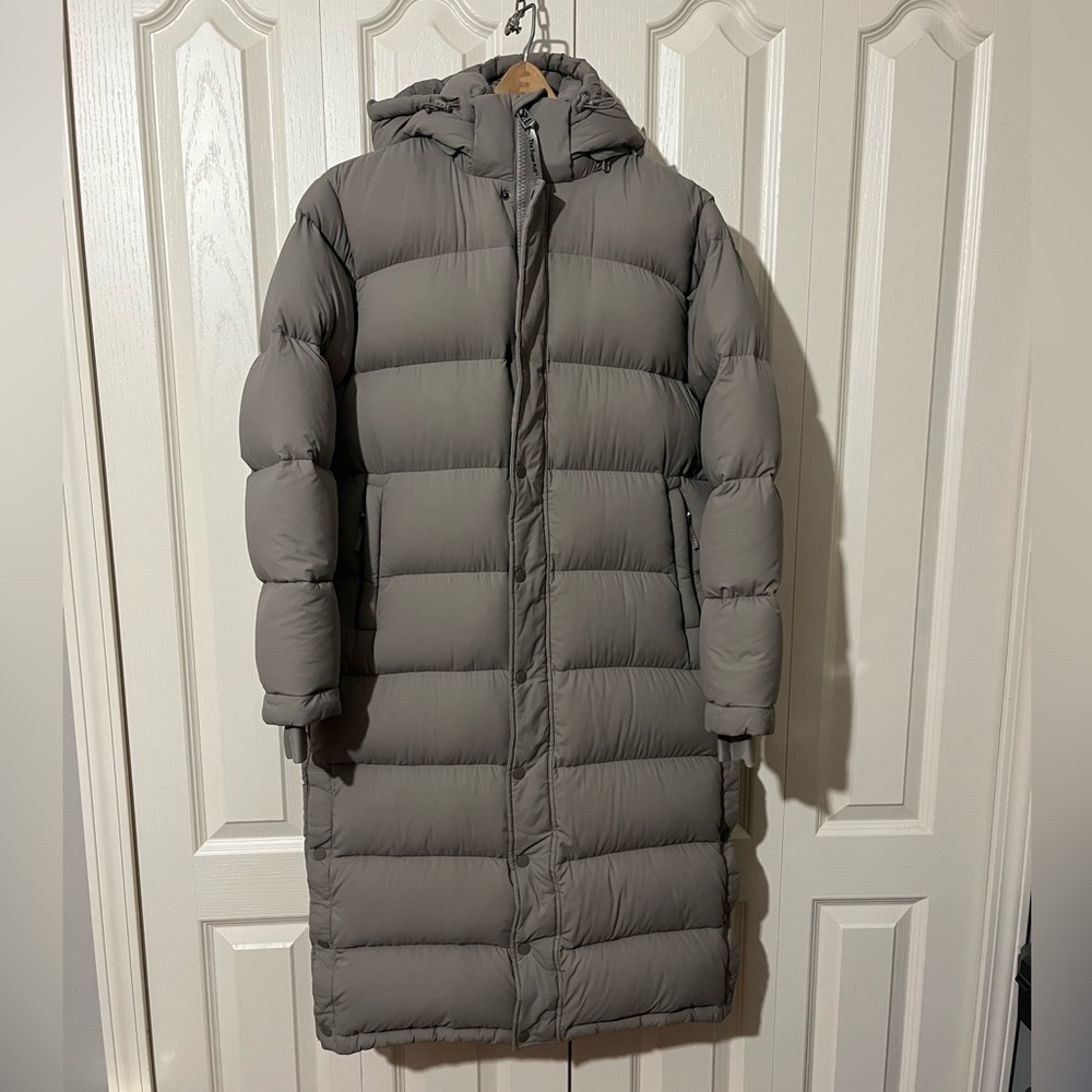 Women’s Aritzia TNA Super Puff Long Puffer Jacket Sz. S
